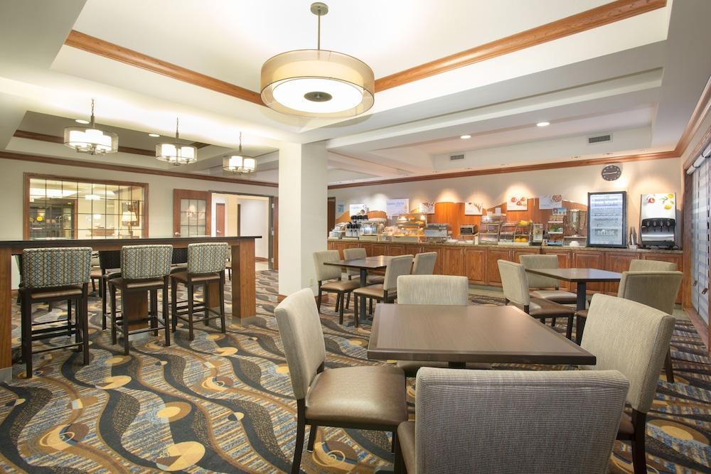 Holiday Inn Express Hotel & Suites Concordia Us 81 By Ihg Zewnętrze zdjęcie